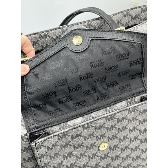 Authenticated Michael kors Gray Black Signature Logo Leather Trim Tech Tote Bag - Picture 11 of 16